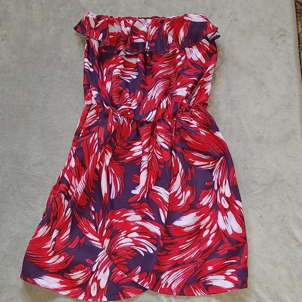 Gap strapless dress in medium